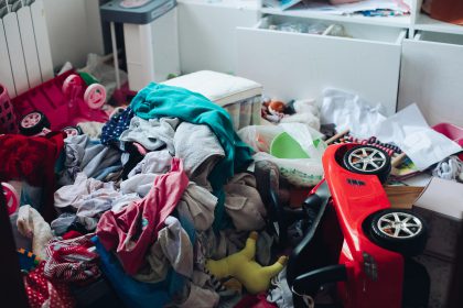 Praktyczne sposoby na organizację przestrzeni Kraków – mniej chaosu, więcej ładu.