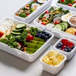 dieta pudełkowa vege, spróbuj kolorowych i świeżych dań pełnych warzyw i owoców